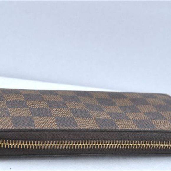 Louis Vuitton Zippy Wallet - Picture 7 of 17